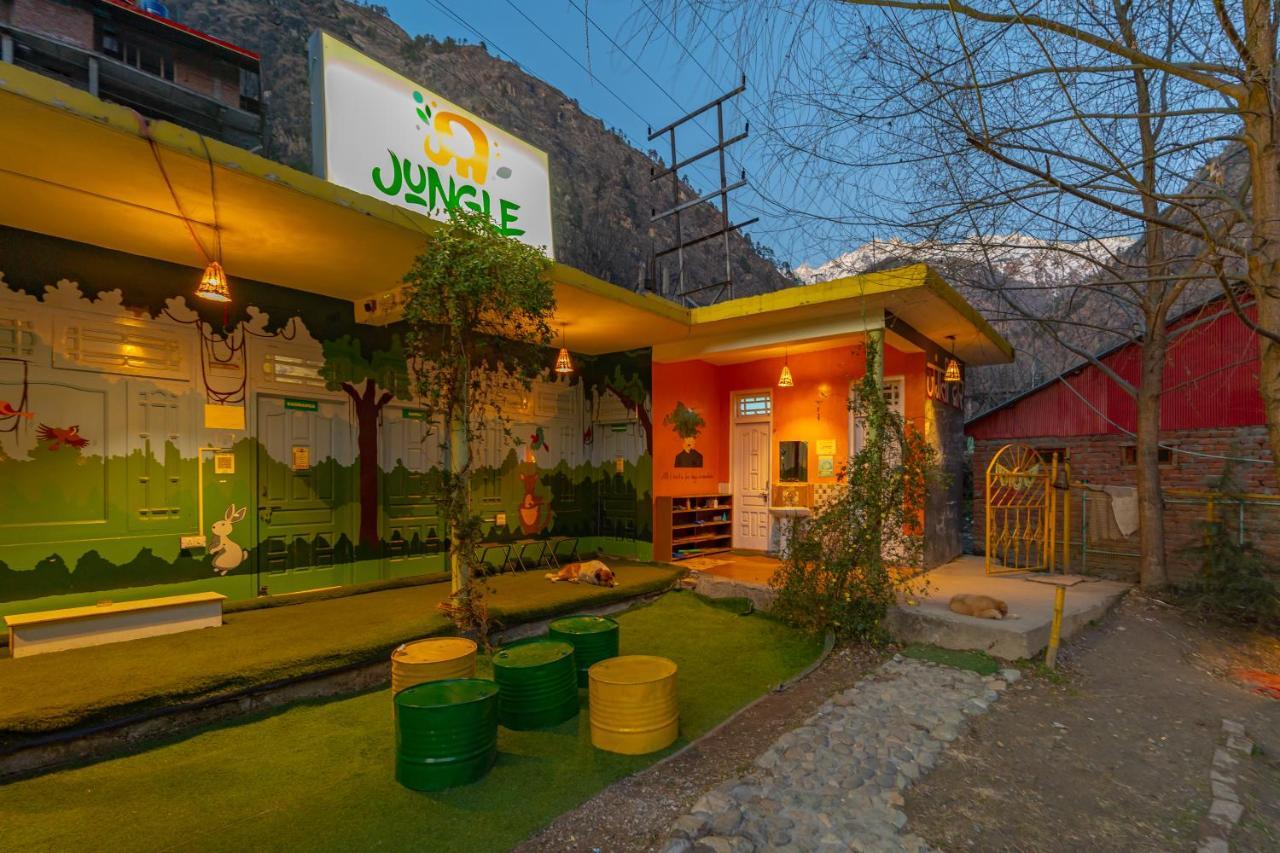 Jungle Hostel By Whoopers Касоль Экстерьер фото