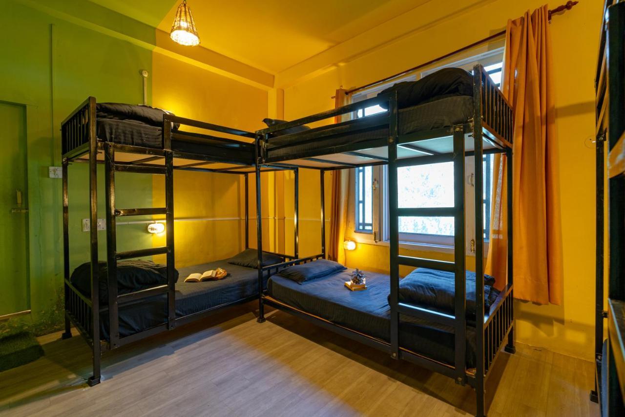 Jungle Hostel By Whoopers Касоль Экстерьер фото