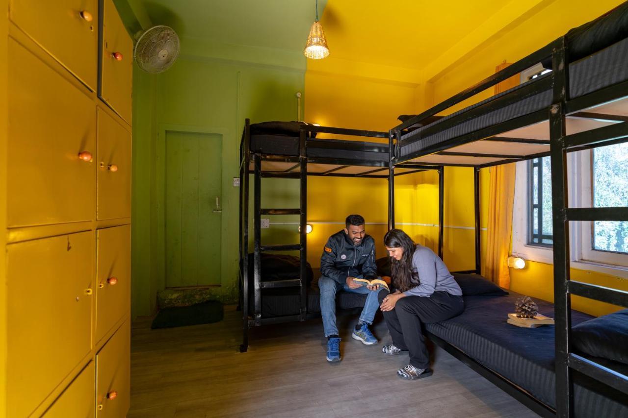 Jungle Hostel By Whoopers Касоль Экстерьер фото